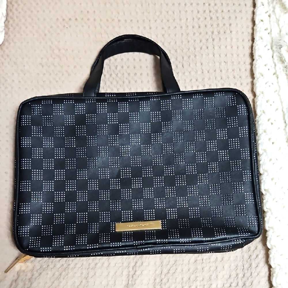 Tartan+Twine Black and Gold Checkered Makeup Bag
